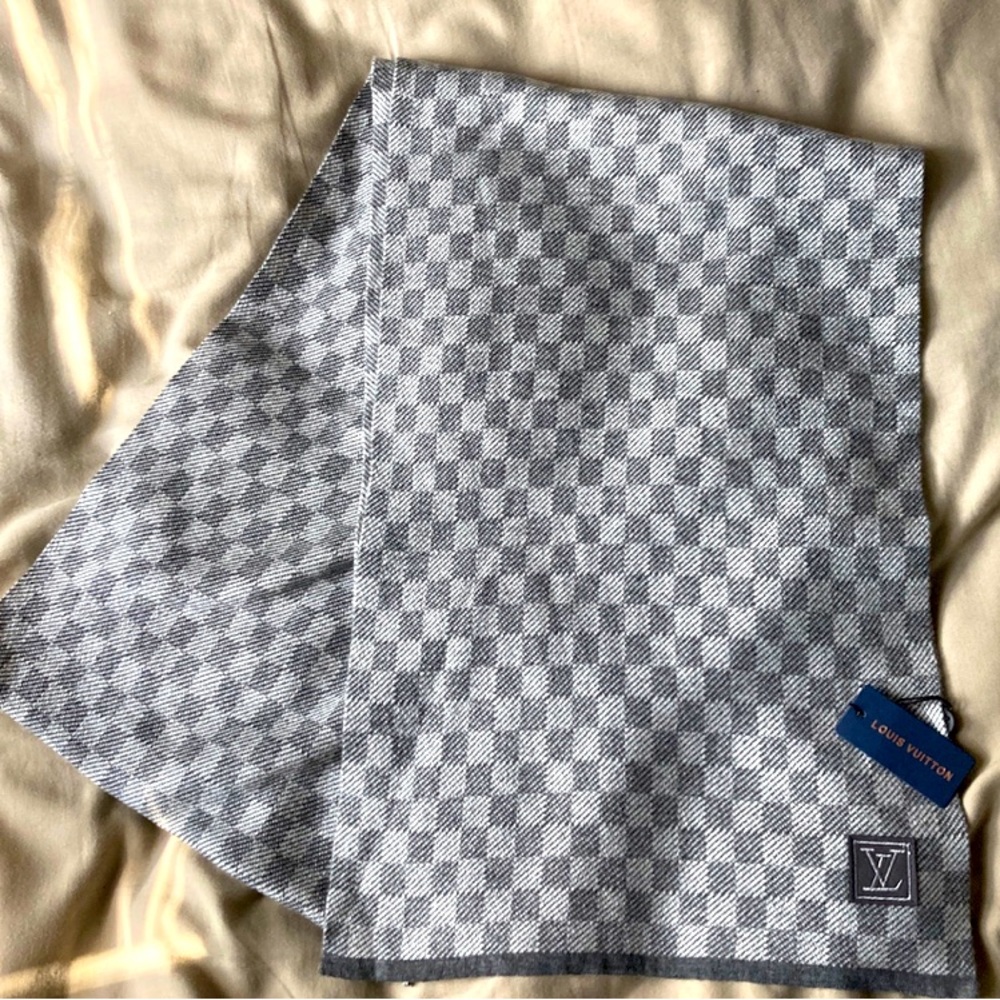 Louis Vuitton Scarf